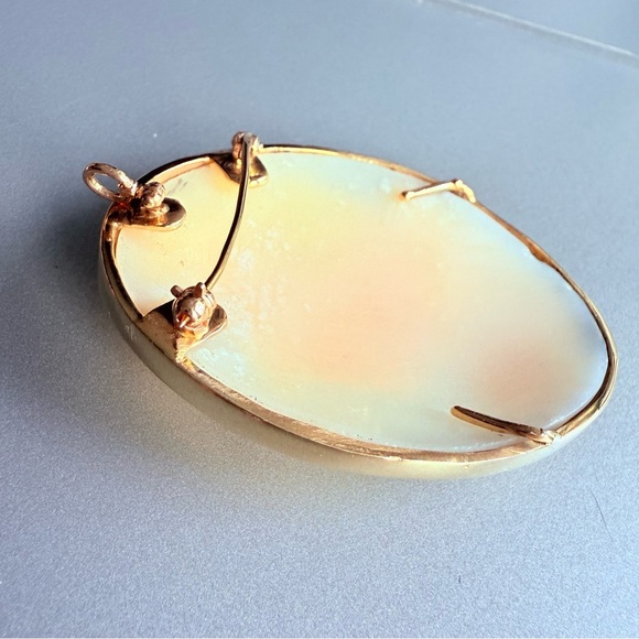 Vintage 14K Gold Exquisite Cameo Shell Athena HUGE Oval Brooch Pin/ Pend… - Picture 9 of 17